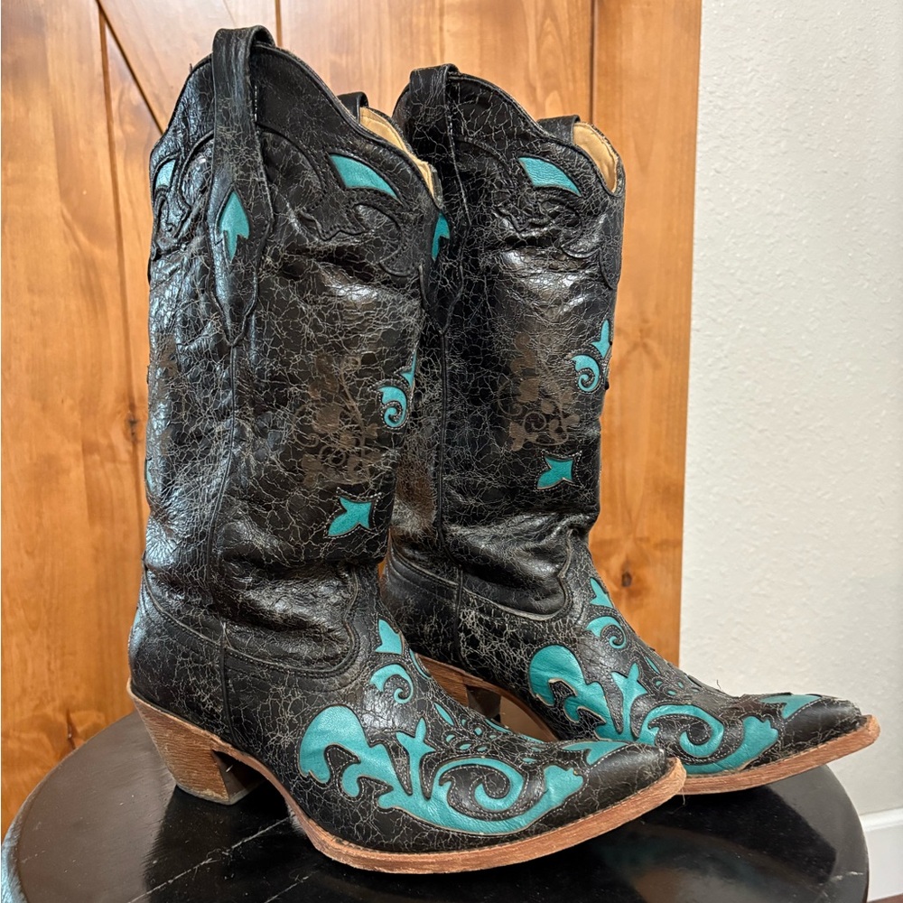 Corral Black and Turquoise Boots